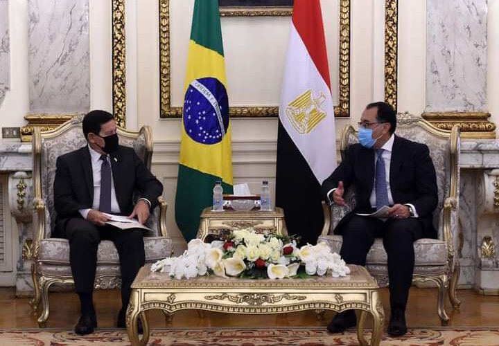 مدبولي لنائب رئيس البرازيل: مصر تحرص على تدشين خط طيران مباشر إلى ساو باولو