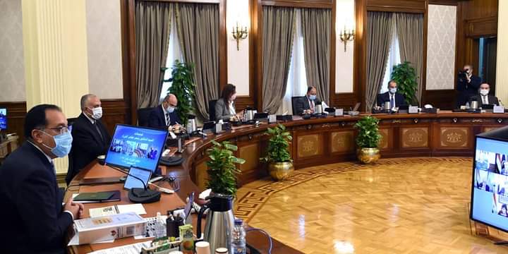 مجلس الوزراء يستعرض السيناريوهات المتوقعة لأداء الاقتصاد المصري خلال الفترة المقبلة