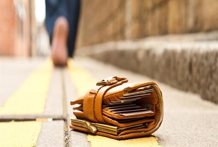 ماحكم استعمال اللُقطة إذا تغيب صاحبها مدة طويلة؟.. أمين الفتوى يوضح