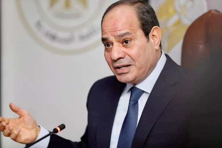 السيسي: توفير فرص عمل وتقليل الفجوة الاستيرادية هدفين رئيسيين لدمج المبادرات الحكومية للمشروعات الصغيرة والمتوسطة