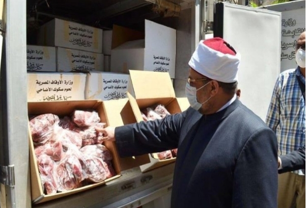 غدا الإثنين ..توزيع 11 طنا لحوم أضاحي بثلاث محافظات