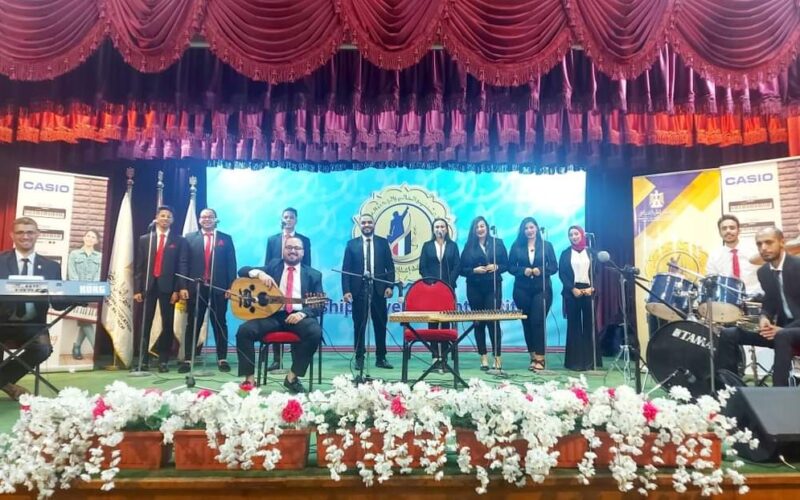 طلاب تربية موسيقية أسيوط يشاركون في المهرجان الغنائي بالجامعات المصرية