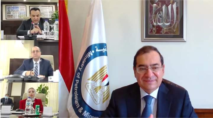 وزير البترول: سيتم تنفيذ مشروعات المنطقة الصناعية للبيتروكيماويات على مساحة 1600 فدان