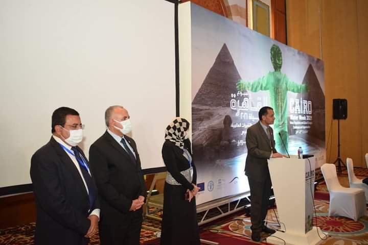 تكريم عدد من الباحثين والمهندسين المتميزين بالمركز القومي لبحوث المياه