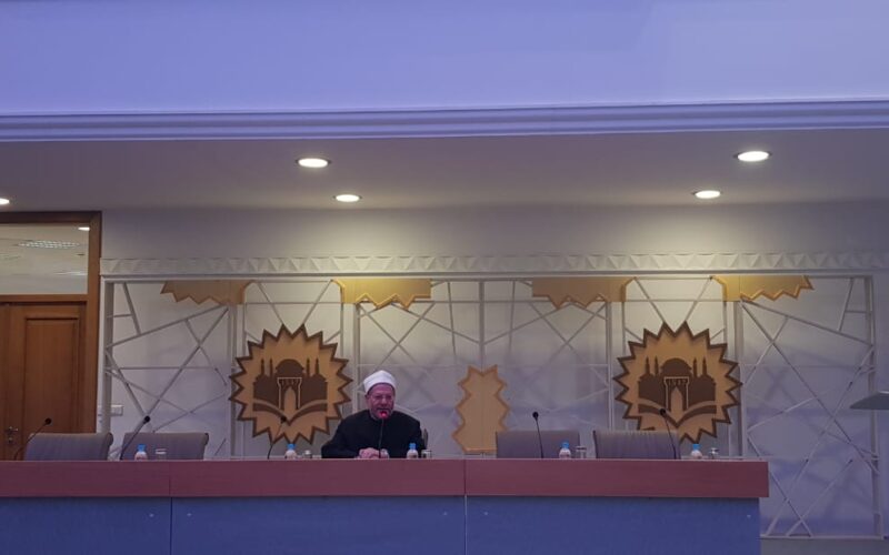 المفتي: إقتحام ميدان الإفتاء من قبل دخلاء وإحداث فوضى كبيرة بداخله