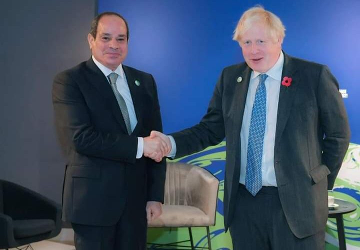 رئيس وزراء بريطانيا يهنئ الرئيس السيسي على الإنجازات والجهود التنموية الطموحة التي تقوم بها مصر