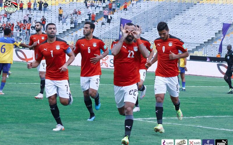 كيروش يختبر البدلاء قبل موقعة الحسم ويكتفي بثنائية في ختام دور المجموعات 