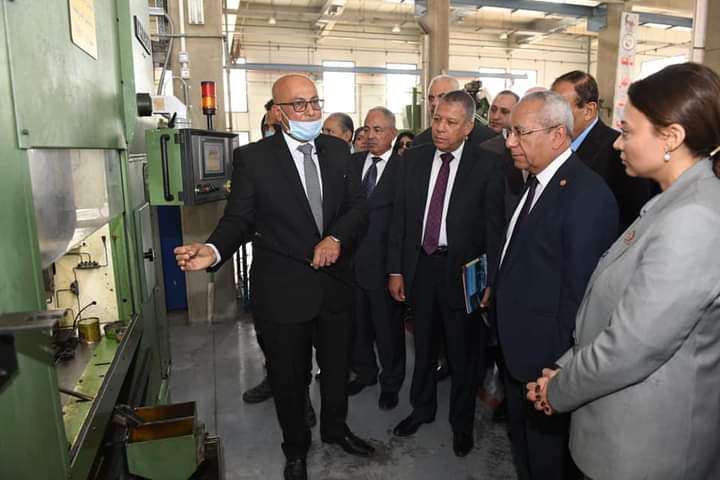 وفد برلماني يضم 42 نائباً في زيارة لشركة أبو زعبل للصناعات المتخصصة بالإنتاج الحربي