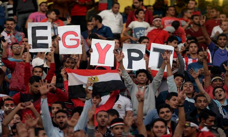 الجهات الأمنية تسمح بحضور 5 آلاف مشجع لمباراة مصر والجابون