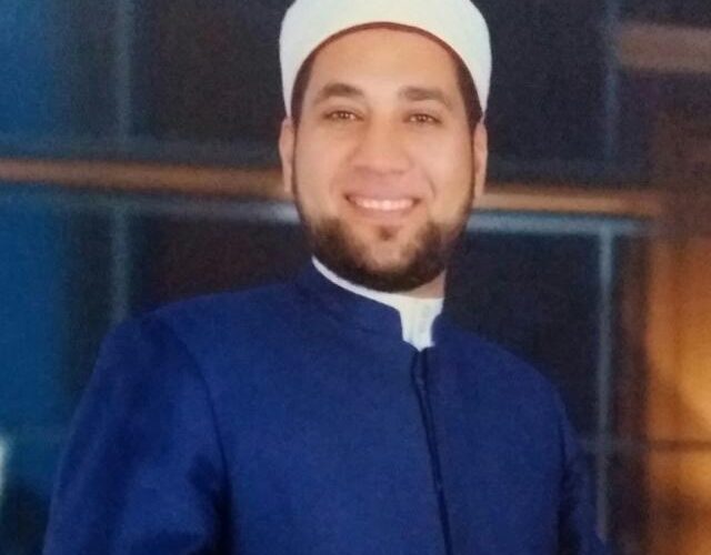قومٌ تساوت حسناتهم وسيئاتهم