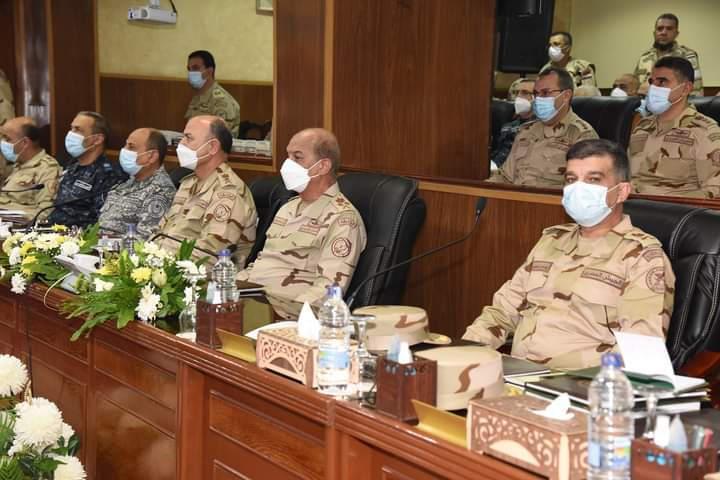 وزير الدفاع يشهد تنفيذ المرحلتين الثالثة والرابعة لمشروع مراكز القيادة الاستراتيجي التعبوي المشترك