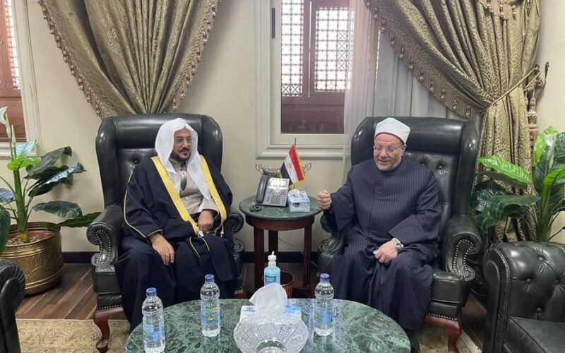 مفتي الجمهورية يستقبل وزير الشئون الإسلامية السعودي ويؤكد على عمق العلاقات التاريخية بين مصر والسعودية