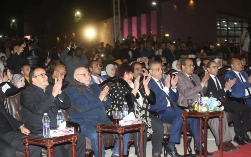 وزيرة الثقافة: إقبال جماهيري بالصعيد على مهرجان “ابيدوس الأول للموسيقى والغناء”
