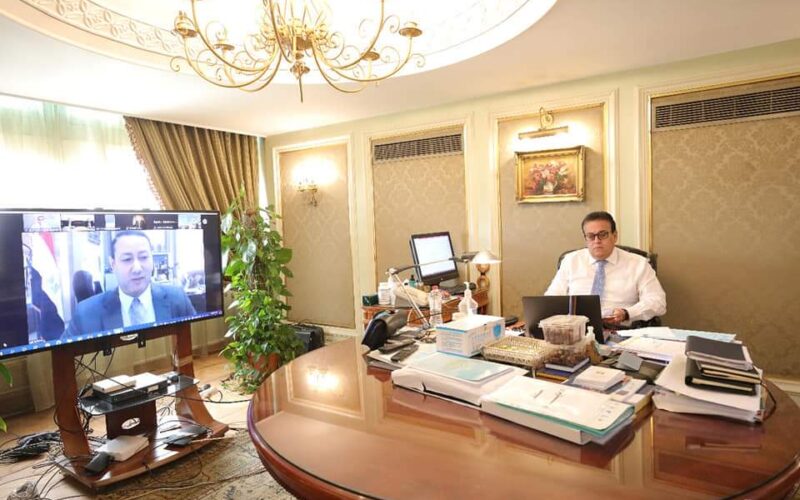 خالد عبدالغفار: الدولة حريصة على خلق البيئة العلمية المُشجعة للباحثين والمُبتكرين