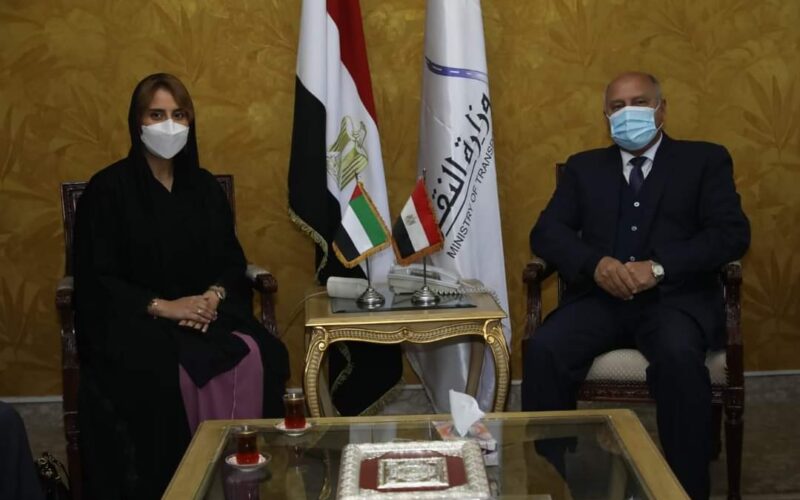 وزير النقل يبحث مع سفيرة الإمارات التعاون في مجال النقل البحري والبري والموانئ الجافة والمناطق اللوجيستية