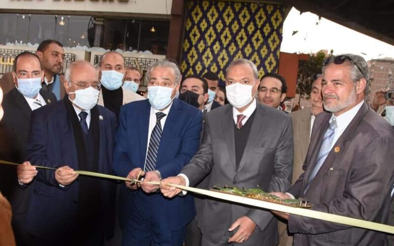 وزير التموين يفتتح معرض أهلا رمضان في محافظة القليوبية بمنطقة المؤسسة 