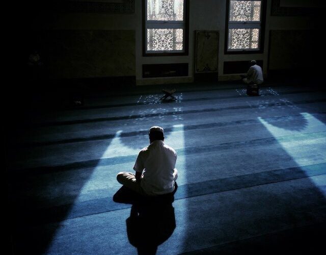 عبادة صغيرة ولكنها عظيمة عند الله.. افعلها في العشر الأواخر من رمضان