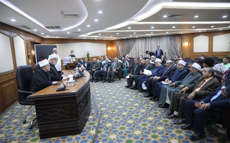 وكيل الأزهر يعلن أسماء أوائل الثانوية الأزهرية بمعاهد فلسطين