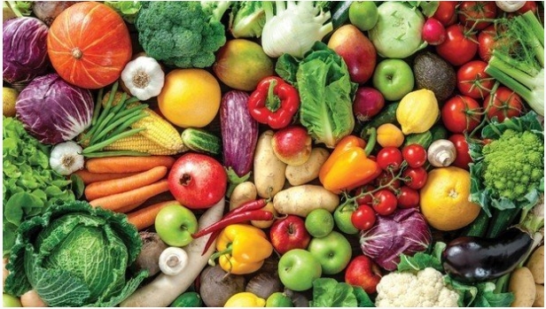 أسعار الخضروات والفاكهة اليوم الأربعاء في سوق العبور