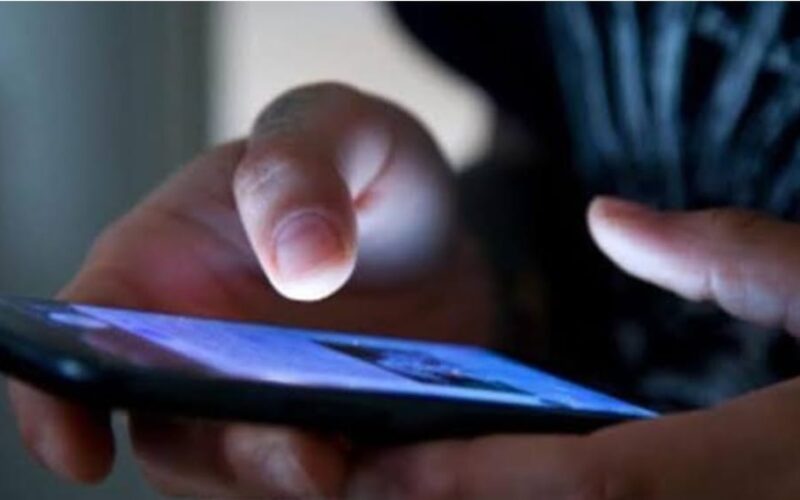 شبح الريلز.. يهدد أولادنا.. سعادة مؤقتة تؤدي إلى الاكتئاب