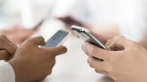 هذه عقوبة نشر خصوصيات الناس في الدنيا والآخرة