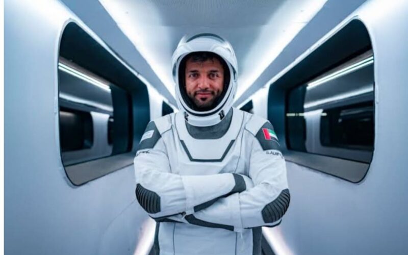 أول إنجاز عربي في الفضاء.. عودة الأمير نيادي