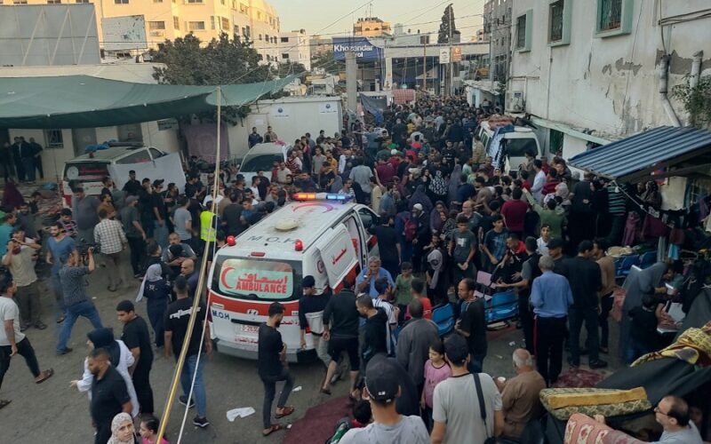 3 مجازر دموية في يوم واحد.. إسرائيل تستهدف المستشفيات وسيارات الإسعاف
