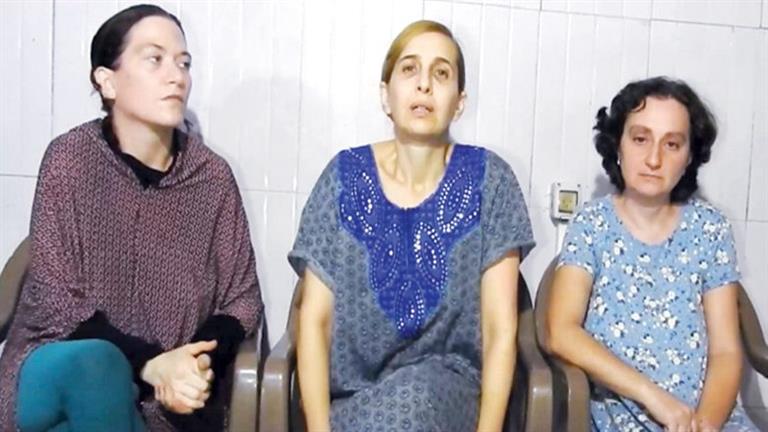 نتنياهو يضرب برسالة الأسيرات عرض الحائط.. لماذا ترفض إسرائيل تبادل الأسرى؟