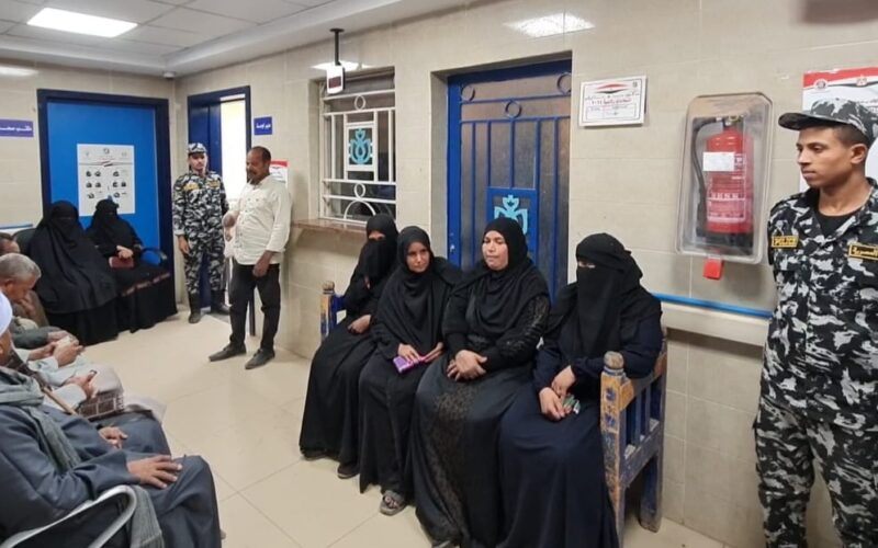 في اليوم الثالث.. اقبال كثيف من أهالي قرى ونجوع أسوان على الانتخابات الرئاسية 2024