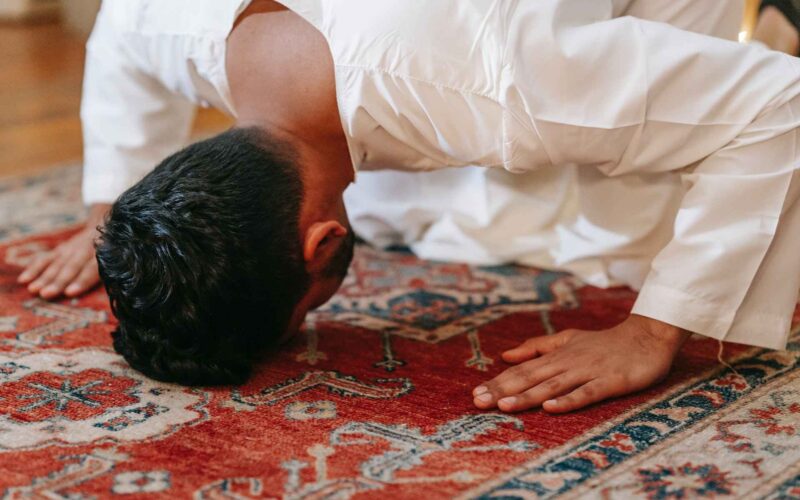 كيفية الثبات على الطاعة بعد رمضان؟.. 4 عبادات سهلة