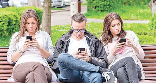 11 عادة يومية تؤثر على سعادتك دون أن تشعر