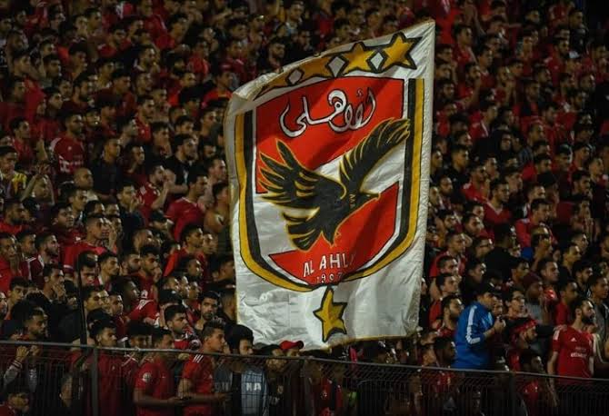 جمهوره دا حماه.. إدارة الأهلي وجماهيره تتسابق في حب النادي