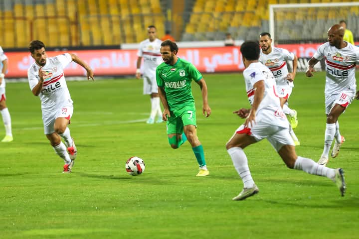 الزمالك يرفض هدية الاتحاد ويضيع فرصة تصدر الدوري بالخسارة من المصري