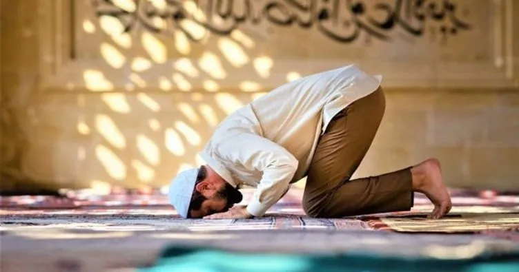 5 أفعال تجعلك خاشعًا في الصلاة.. التزم بها